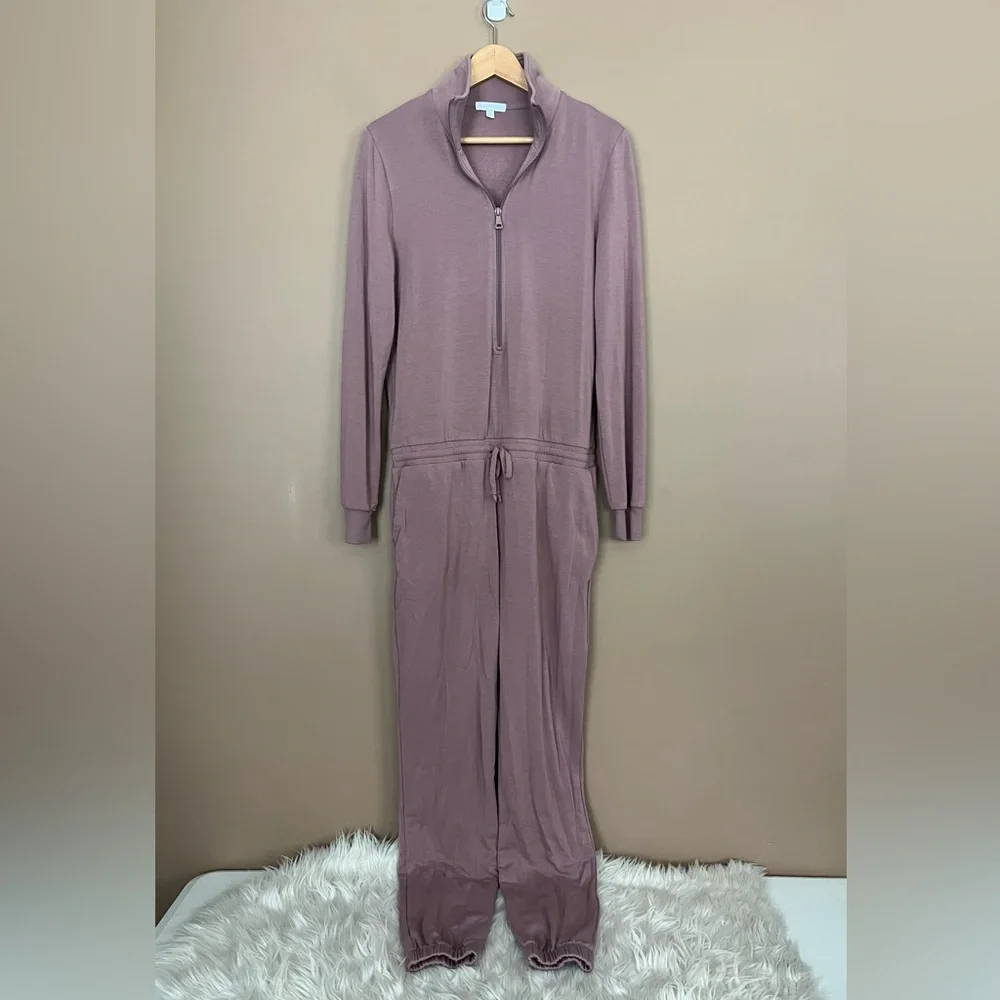 {Beyond Yoga} Ski Weekend Jumpsuit with Long Sleeves in Mauve - Womens Medium